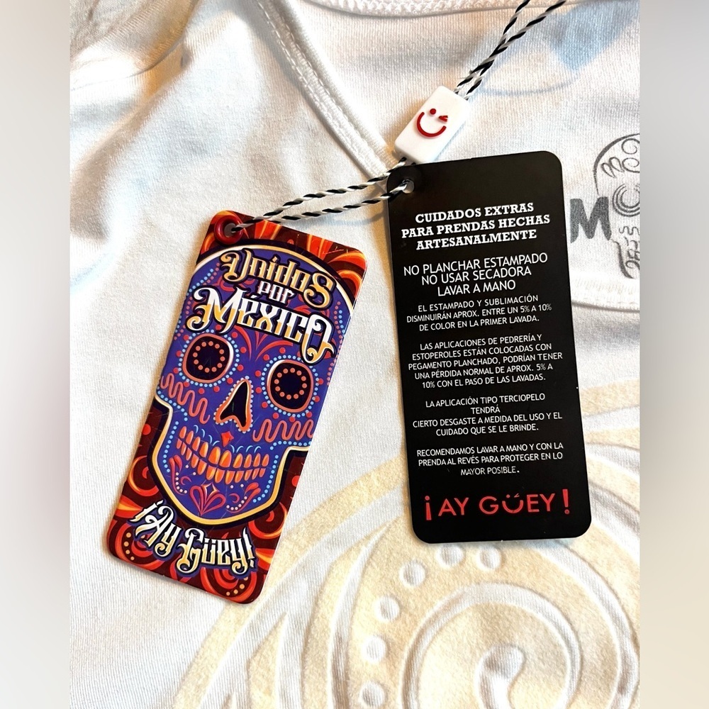 !Ay Guey! White Skull Graphic Men's T-Shirt Size Medium NWT - Picture 4 of 14